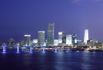 Wachovia Financial Center - Nachtaufnahme