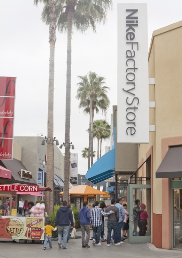 The Outlets at Orange - at day